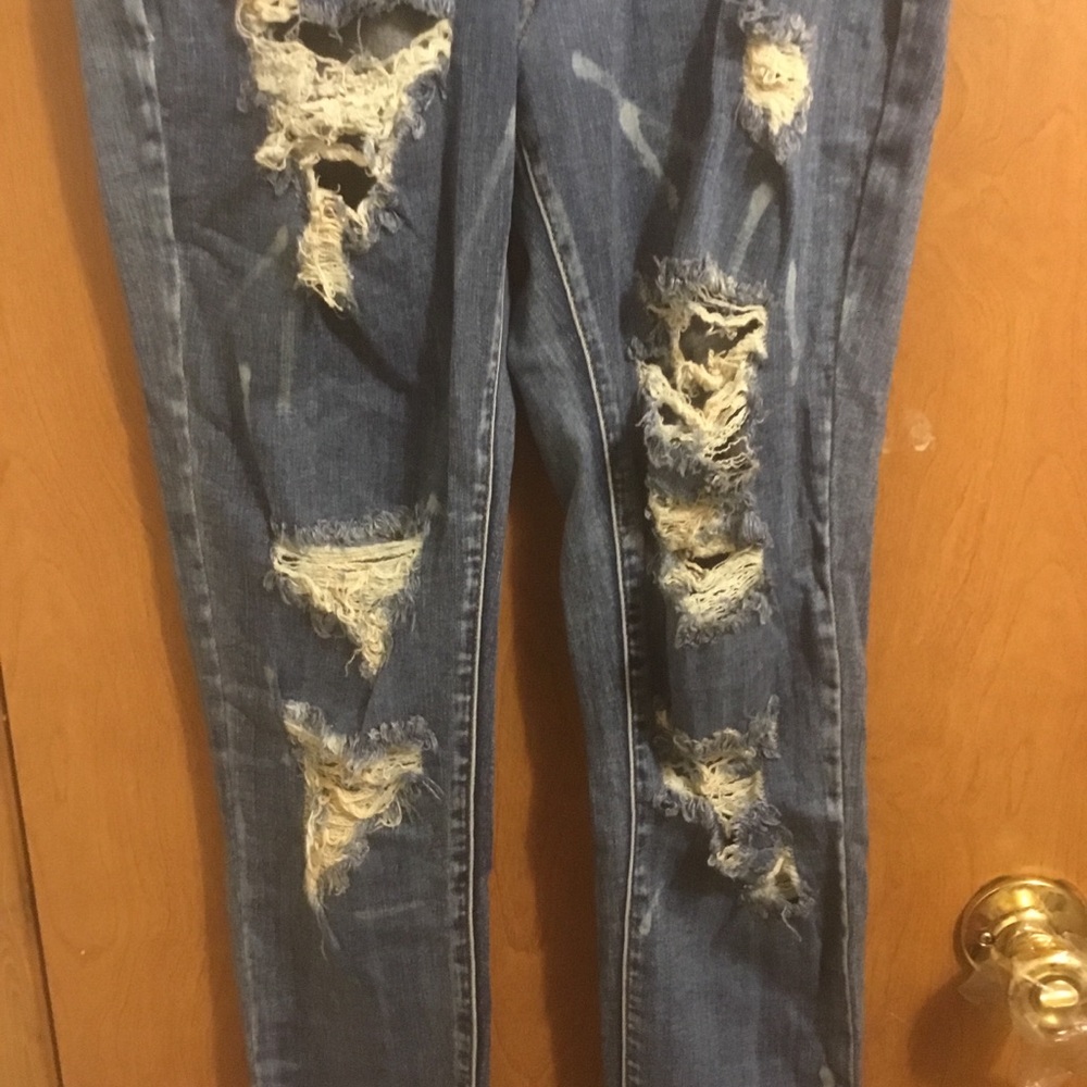 Fashion Nova Medium Wash High Waisted Destroyed Paint Splatter Skinny Jeans 7 - Picture 6 of 9